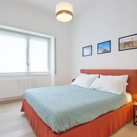Hale - Porta Romana Apartamento
